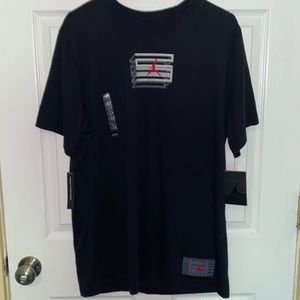 Air Jordan T-Shirt (Large)